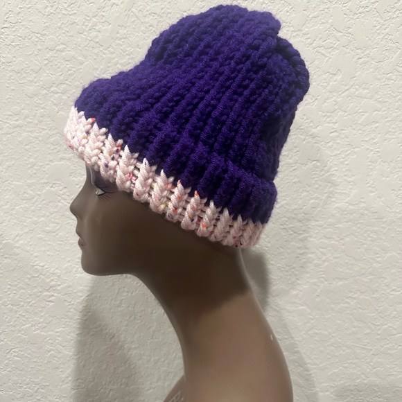 Beanie Hat - Picture 2 of 3